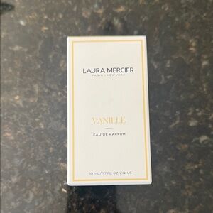 Laura Mercier Vanille Eau de Parfum in White and Gold